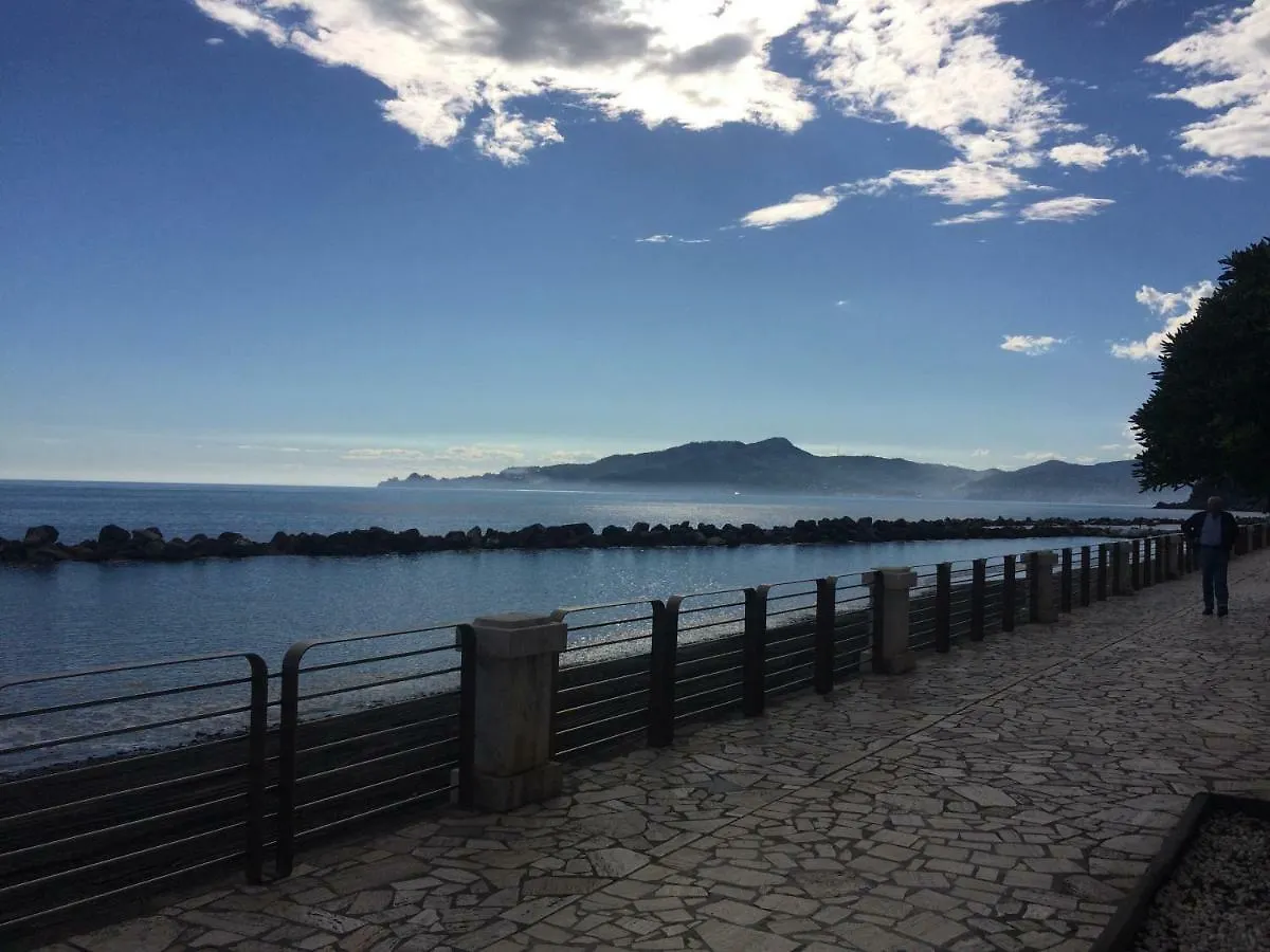Sea Front Attic Apartment Chiavari 0*,  Italy